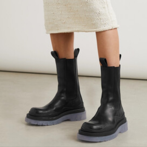 Bottega Veneta Tire Chelsea Boot - Picture 3 of 11